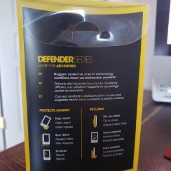 Otterbox iPhone 5  Defender Rugged Protector - Picture 6 of 10